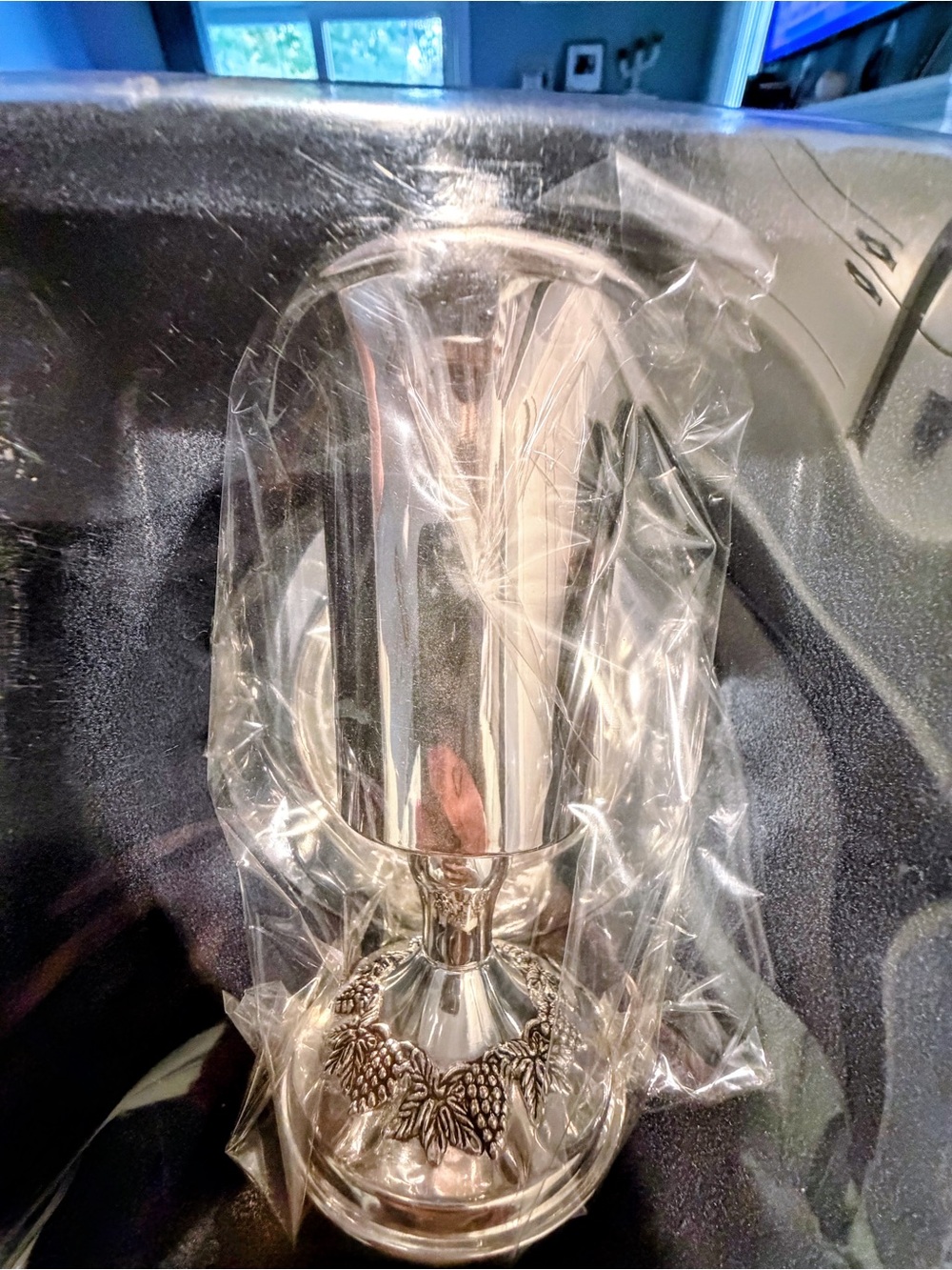 Karshi Silver Plated Kiddush Cup Goblet and Saucer with Grapes for Shabbat NIB